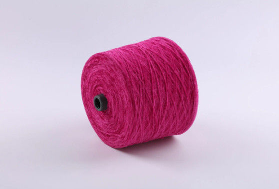 Des fils de polyester colorés, des fils de chenille, des fils de tricot, des fils anti-bactériens, des fils anti-pilling