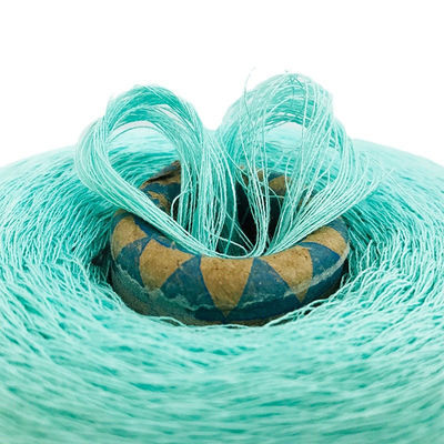 L'équipement est constitué d'une série de fibres de polyester, de fibres de fibres de polyester et de fibres de fibres de polyester.