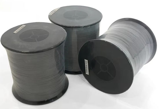 Fil réfléchissant argenté pour la broderie Matériaux réfléchissants gris