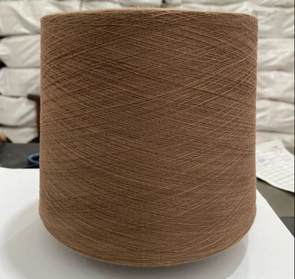 Le tricot et le tissage sont faciles et durables grâce à un anneau de fil de polyester brillant